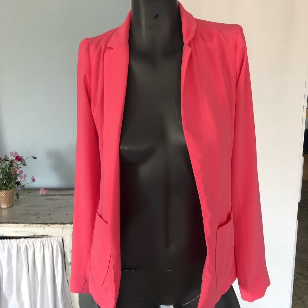Pink tailored jacket - Picture 2 of 7